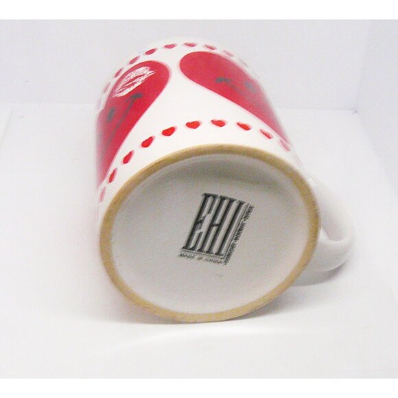 Heart Smiley Face Ceramic Mug With Lipstick Print - Picture 4 of 6